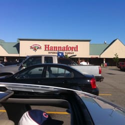 Hannaford Supermarket & Pharmacy