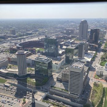 Gateway Arch - Landmarks & Historical Buildings Near Me - St. Louis, Missouri