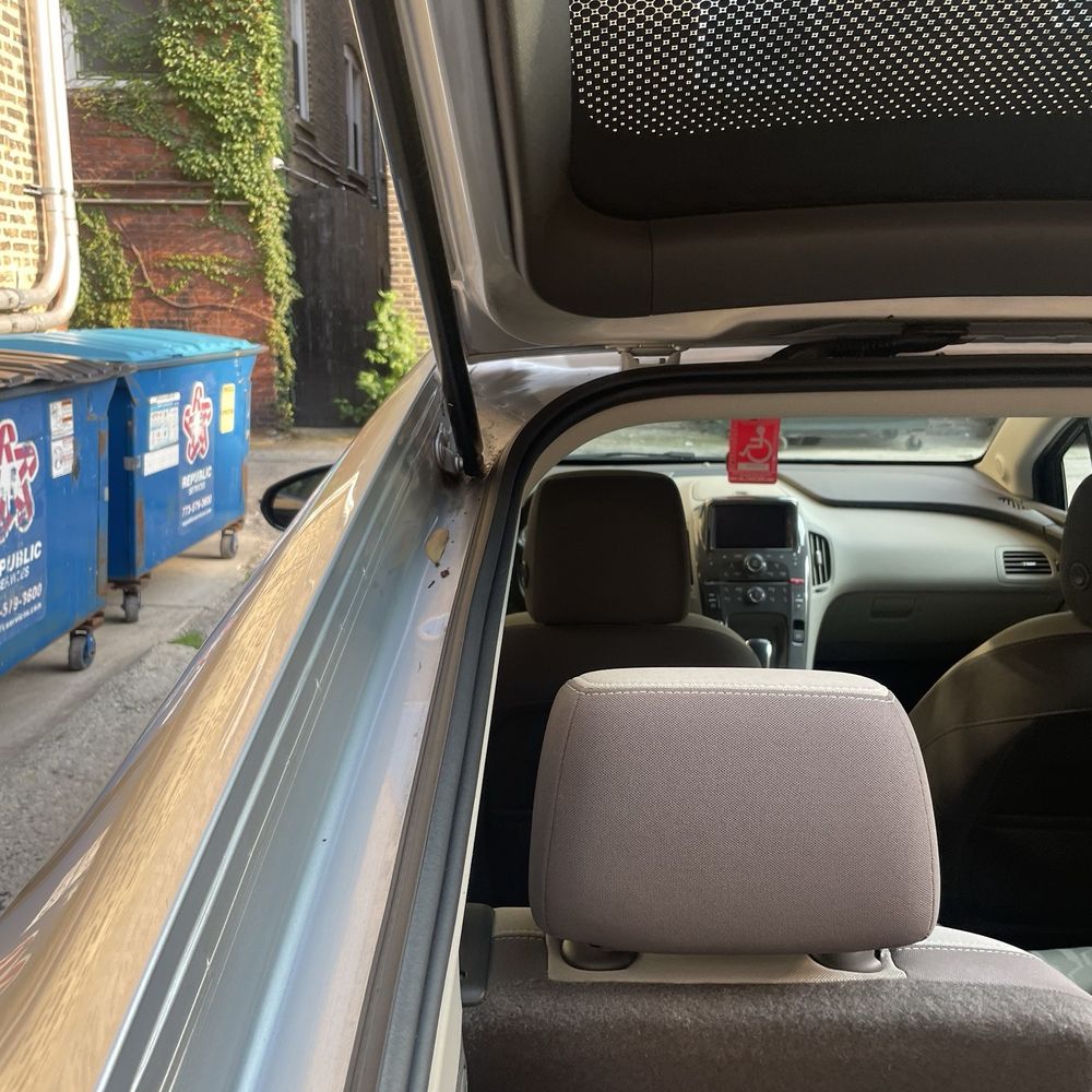 Norwood Hand Car Wash - Door jams (included in ultimate wash) that wasn't cleaned - Car Wash Near Me - Chicago, Illinois