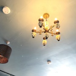Jassy Boutique & Tearoom - Lighting