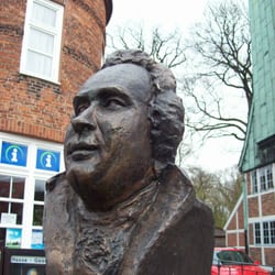 Hasse-Denkmal