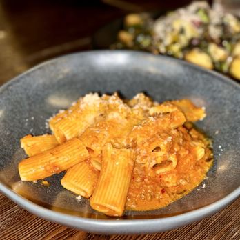 Château - 12/10/2025: Spicy Rigatoni -- Ok - Cocktail Bars Near Me - Walnut Creek, California