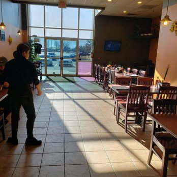 Pho 85 - Ankeny - Dine-In Area - Vietnamese Near Me - Ankeny, Iowa