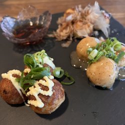 Momiji - Takoyaki Set