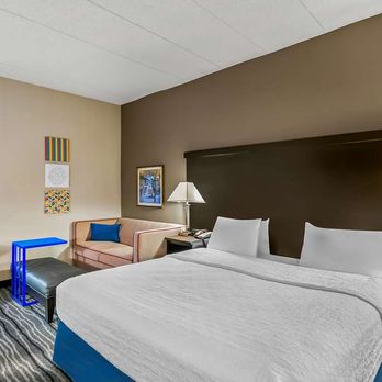 Hampton Inn Bowie - Guest room - Hotels Near Me - Bowie, Maryland