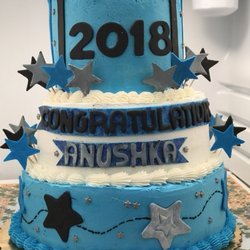 Caketitude - Graduation theme cake ....