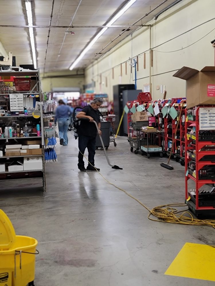 GOLDEN STAR JANITORIAL 17 Photos 11813 Alabaster Ct, Fontana