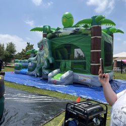 Leander Party Rentals - T-Rex Combo