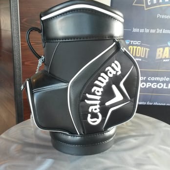 Topgolf - Tiny bag - New American Near Me - Austin, Texas Topgolf - Tiny bag - New American Near Me - Austin, Texas