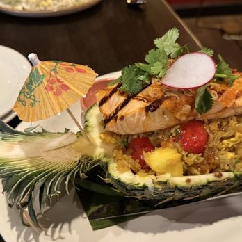 September In Bangkok - Pineapple Rice with Faroe Island Salmon - Thai Near Me - New Haven, Connecticut September In Bangkok - Pineapple Rice with Faroe Island Salmon - Thai Near Me - New Haven, Connecticut