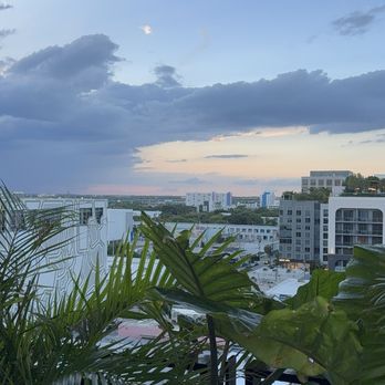 CC Rooftop Social Club - Cocktail Bars Near Me - Miami, Florida CC Rooftop Social Club - Cocktail Bars Near Me - Miami, Florida