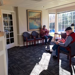 4th Avenue Family Dentistry - Inviting reception area