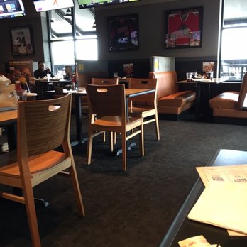 Buffalo Wild Wings - Chicken Wings Near Me - Oswego, Illinois