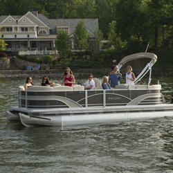 Broadview Marine - 2017 Sylvan Mirage 8522