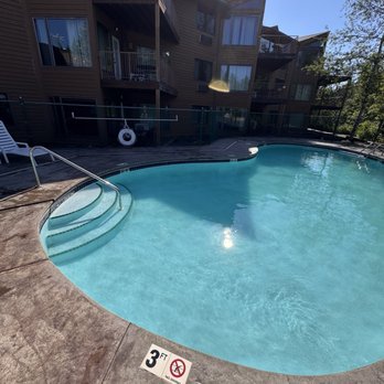 Superior Shores Resort - Amazing outdoor pool deck - Hotels Near Me - Two Harbors, Minnesota Superior Shores Resort - Amazing outdoor pool deck - Hotels Near Me - Two Harbors, Minnesota
