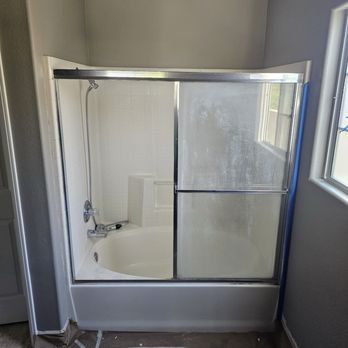 RBC Reglazing - Before - Refinishing Services Near Me RBC Reglazing - Before - Refinishing Services Near Me