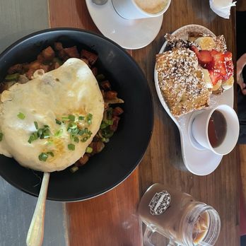 Two Chicks Cafe - Papa's French Toast, Grits Bowl, Cold Brew, and cappuccino - Breakfast & Brunch Near Me - New Orleans, Louisiana Two Chicks Cafe - Papa's French Toast, Grits Bowl, Cold Brew, and cappuccino - Breakfast & Brunch Near Me - New Orleans, Louisiana