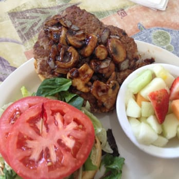Downtown Cafe - Turkey burger, awesome flavor. Very juicy - Breakfast & Brunch Near Me - Rochester, Michigan