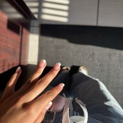 Golden Nails - Terrible nails, half of them are crooked