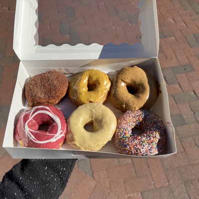 Underground Cafe presents Stay Glazed Donuts by null