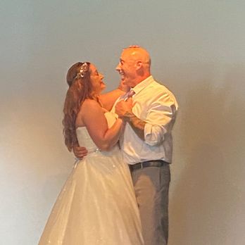 Case Entertainment - First Dance - Karaoke Near Me - Santa Rosa, California Case Entertainment - First Dance - Karaoke Near Me - Santa Rosa, California