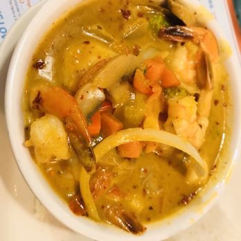 Salad King Restaurant - Golden Curry Shrimp ($12.50) - Thai Near Me - Toronto, Ontario Salad King Restaurant - Golden Curry Shrimp ($12.50) - Thai Near Me - Toronto, Ontario