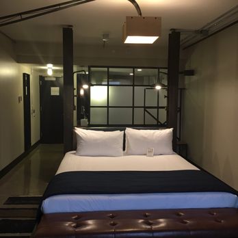 FOUND:RE Phoenix - Studio room bed - Hotels Near Me - Phoenix, Arizona