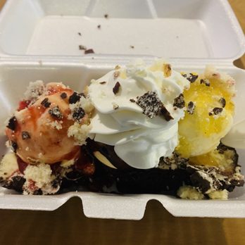 Bahama Craves - The gansito sundae....scrumptious! - Desserts Near Me - Brownsville, Texas Bahama Craves - The gansito sundae....scrumptious! - Desserts Near Me - Brownsville, Texas