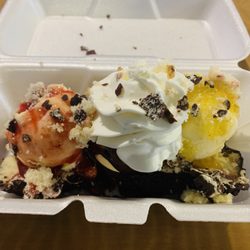 Bahama Craves - The gansito sundae....scrumptious!