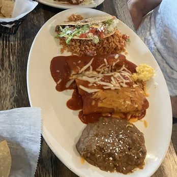 Chevys Fresh Mex - COMBO FIESTA PACK - Mexican Near Me - Elk Grove, California Chevys Fresh Mex - COMBO FIESTA PACK - Mexican Near Me - Elk Grove, California