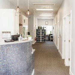 Auto Injury Chiropractic- Troutdale - Lobby