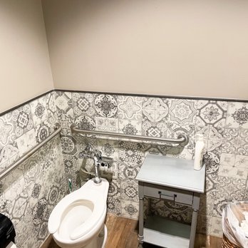 Tavern at Eagle Island - Very clean private bathroom - American Near Me - Meridian, Idaho Tavern at Eagle Island - Very clean private bathroom - American Near Me - Meridian, Idaho