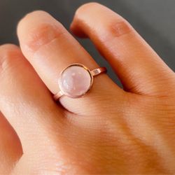 Shen's Gallery - Rose quartz(?) in rose gold