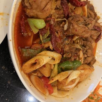 Kusan Bazaar | Silk Road Grill & Noodles 龟兹集市 - very large dish - Halal Near Me - Milpitas, California Kusan Bazaar | Silk Road Grill & Noodles 龟兹集市 - very large dish - Halal Near Me - Milpitas, California