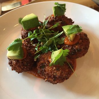 Fete - Quinoa cakes - excellent even with the quinoa - New American Near Me - Honolulu, Hawaii