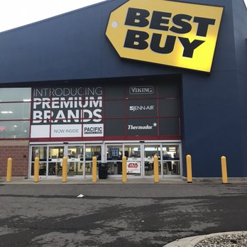 Best Buy - Outside - IT Services & Computer Repair Near Me - Madison Heights, Michigan Best Buy - Outside - IT Services & Computer Repair Near Me - Madison Heights, Michigan