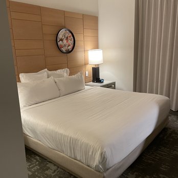 21c Museum Hotel Cincinnati - Hotels Near Me - Cincinnati, Ohio 21c Museum Hotel Cincinnati - Hotels Near Me - Cincinnati, Ohio