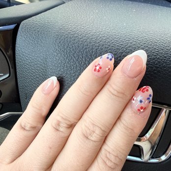 Kissme Nail Spa - Nail Salons Near Me - McLean, Virginia Kissme Nail Spa - Nail Salons Near Me - McLean, Virginia