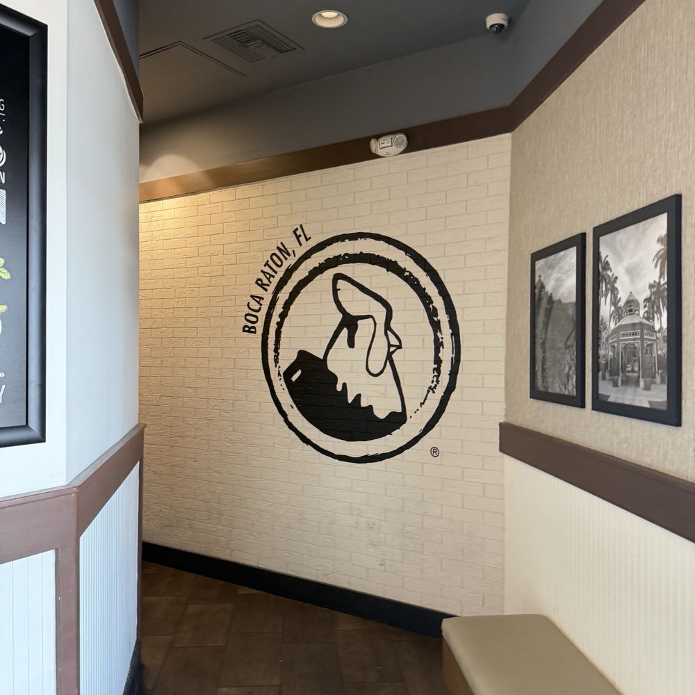 Another Broken Egg Cafe - Inside - Breakfast & Brunch Near Me - Boca Raton, Florida