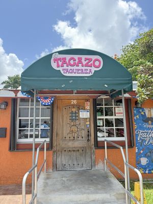 Tacazo Florida City by null