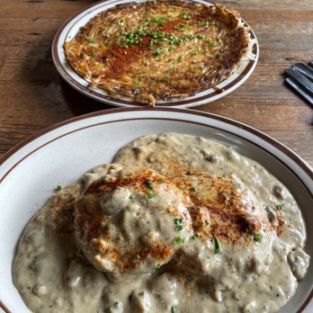 Pine State Biscuits - Biscuit & gravy and side of hashbrowns - Breakfast & Brunch Near Me - Portland, Oregon Pine State Biscuits - Biscuit & gravy and side of hashbrowns - Breakfast & Brunch Near Me - Portland, Oregon