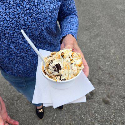 Lago's Ice Cream by null
