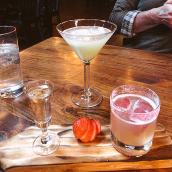 El Moro Spirits & Tavern - TRUE ROMANCE YOUR MADRE GOES TO COLLEGE - New American Near Me - Durango, Colorado El Moro Spirits & Tavern - TRUE ROMANCE YOUR MADRE GOES TO COLLEGE - New American Near Me - Durango, Colorado