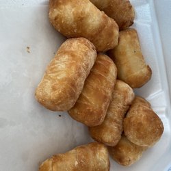 Arepas de Pilon - Tequeños