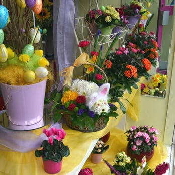 Irene's Flower Cabin - Window picture - Florists Near Me - Dublin, D Irene's Flower Cabin - Window picture - Florists Near Me - Dublin, D