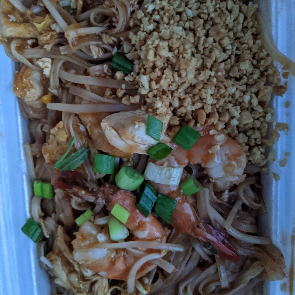 Seng’s Authentic Thai Cuisine - Pad thai - Thai Near Me - Huntsville, Ontario Seng’s Authentic Thai Cuisine - Pad thai - Thai Near Me - Huntsville, Ontario