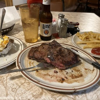 Section Hand Steakhouse - Sirloin for 1 ------1 1/4 pounds - Steakhouses Near Me - Brownwood, Texas