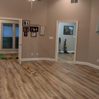 Michael Hunnicutt Flooring - Living room - Flooring Near Me Michael Hunnicutt Flooring - Living room - Flooring Near Me