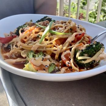 110 Grill - Veggie stir fry - New American Near Me - Latham, New York