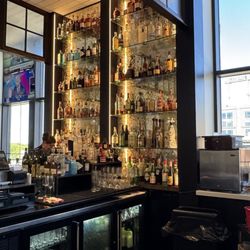 Taverne In The Sky - Bar